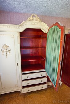 Ložnice ve stylu Ludvíka XVI. - 12