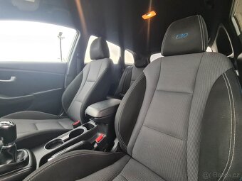 Hyundai i30 combi GD - 12