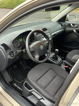 Škoda octavia 2 1.9 TDI 77kw - 12