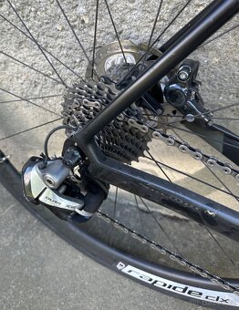 Specialized S-Works Roubaix SL4 Disc Di2 - 12