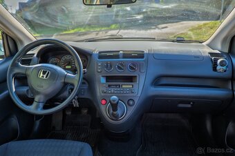 Honda Civic 1,6 V-Tec 81kW velice zachovalá - 12
