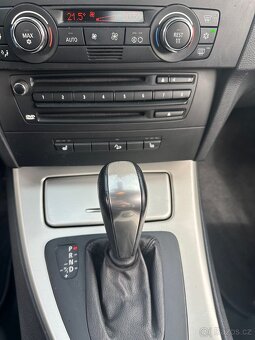 BMW 330XD 2007, 3.0. TDI 170kw - 12