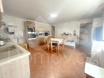 Prodej RD Skorošice se stolárnou a pozemkem 3066 m2 - 12