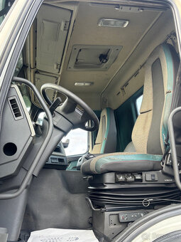 Prodám ramenový/řetězový nosič kontejnerů VOLVO FM EURO 6 - 12