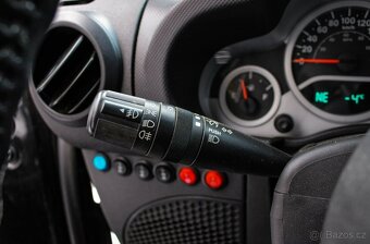 Jeep Wrangler 2.8 CRD Sport A/T - 12