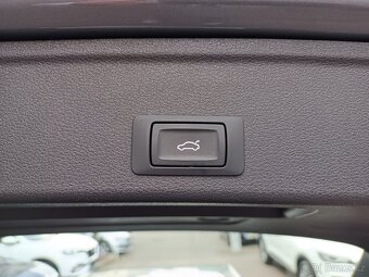 Audi A4 Avant sport 2.0TDI 140kW Man. Bi-xenon 3-zóna Navi - 12
