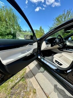 BMW 730d xDrive, Záruka BMW Premium Selection 5/2025 - 12