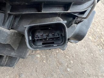 BMW E81/E87 levé xenon světlo 7170291 - 12