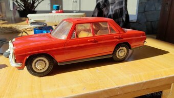 Retro hračka MERCEDES 200 - SCHUCO - bowden - 12