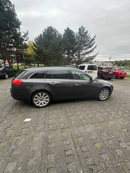 Opel Insignia 2.0D 118kw - 12