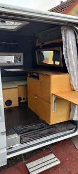 Ford Transit 2.4 TdCI 4x4 obytný Campervan - 12