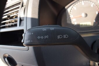 Volkswagen Transporter 2,5 TDi L2H2 SERVISOVÁNO,PO STK - 12