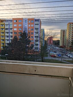Nabízíme spolubydlení v bytě 3+1 s balkónem - 12