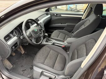 Škoda Superb - 12