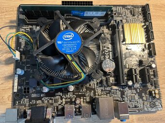 Rychlá a nevyužívaná deska ASUS H110M-K+i3-7320+4GB - 12