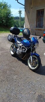 Honda Hornet 600 - 12