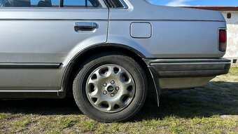 Mazda 323 1988 - 12