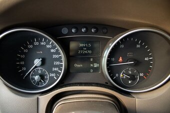 Mercedes-Benz ML 320CDI / 165kW / A7 / (2006) - 12