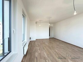 Prodej nového bytu 2+kk 57,8 m2 v Praze 9 – Hloubětín, s bal - 12