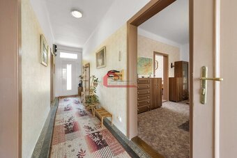 Prodej, rodinný dům 5+2 Tvrdonice, průjezd, zahrada, sklad n - 12