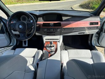 BMW e60 M5 V10 motorem po kompletní repasi - 12
