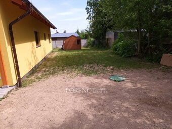 Moderní dřevostavba s velkým pozemkem a fotovoltaikou – přip - 12