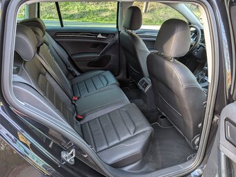 Volkswagen Golf 7 Variant 2.0 TDi, Highline - 12