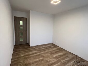 Prodej bytu 3+1 73 m², +balkon 7 m², Manželů Dostálových, Pr - 12