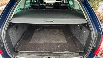 Škoda superb kombi 2,0tdi - 103kw,  r.v. 20215 - havarovaný - 12