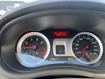 Renault Clio 2012 kombi 1.2 16v FL - 12