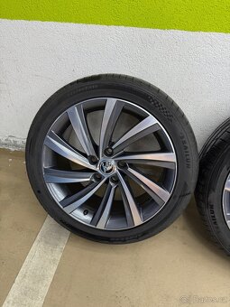 Prodám alu kola +letní pneu - 12