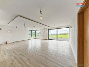 Prodej rodinného domu, 256 m², Vřesník - 12