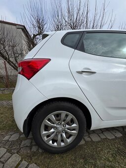 Hyundai ix20, 1,6 benzin - 12