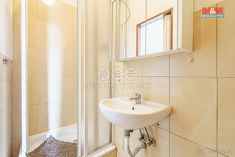 Prodej bytu 4+1, 85 m², Karlovy Vary, ul. Chebská - 12