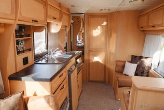 Karavan Elddis Odyssey - 12