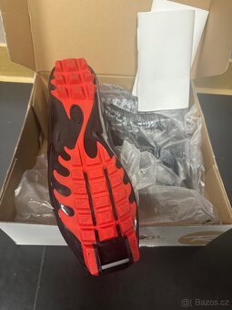 Nové běžky a hůlky Fischer, nové Rossignol boty - 12