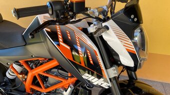 KTM DUKE 390 / ABS / 2x klíč / PĚKNÁ / doplňky/ po majitelce - 12