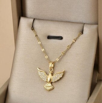 Dámské přívěsky s řetízkem - 12