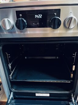 Sporák Gorenje K5352XF MultiAir nerez/ocel - 50 cm/70 litrů - 12