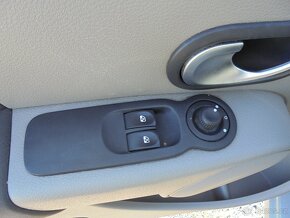 Renault Modus 1.2 benzín - 12