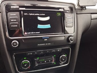 Škoda Superb 2.0 TDI 103 kW DSG - 12