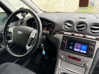 Ford Galaxy GHIA 7 míst 2.0TDCi 103kw - 12
