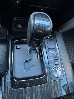Toyota Land Cruiser 200,4.6i+LPG,TAŽNÉ,TOP, - 12