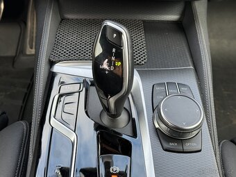 BMW Řada 5, 530d xDrive 3,0/210kW ČR DPH - 12