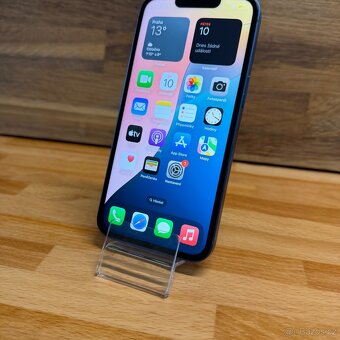 IPhone 13 128GB, modrý (12 měsíců záruka) - 12