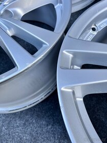 5x114,3 R17 original alu disky Hyundai - 12