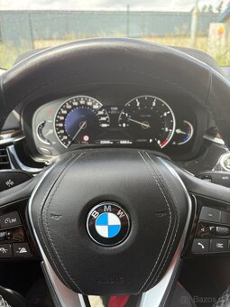 BMW 530 D  XDRIVE-3,0d/195kW - 12