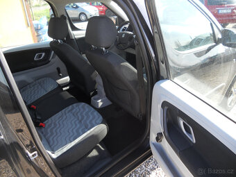 Škoda Roomster 1.6 16V 77Kw Style - 12