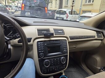 MERCEDES-BENZ R-CLASS (W251, V251) R 350 CDI 4-matic - 12