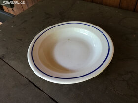 Porcelánové talíře hluboké - 12